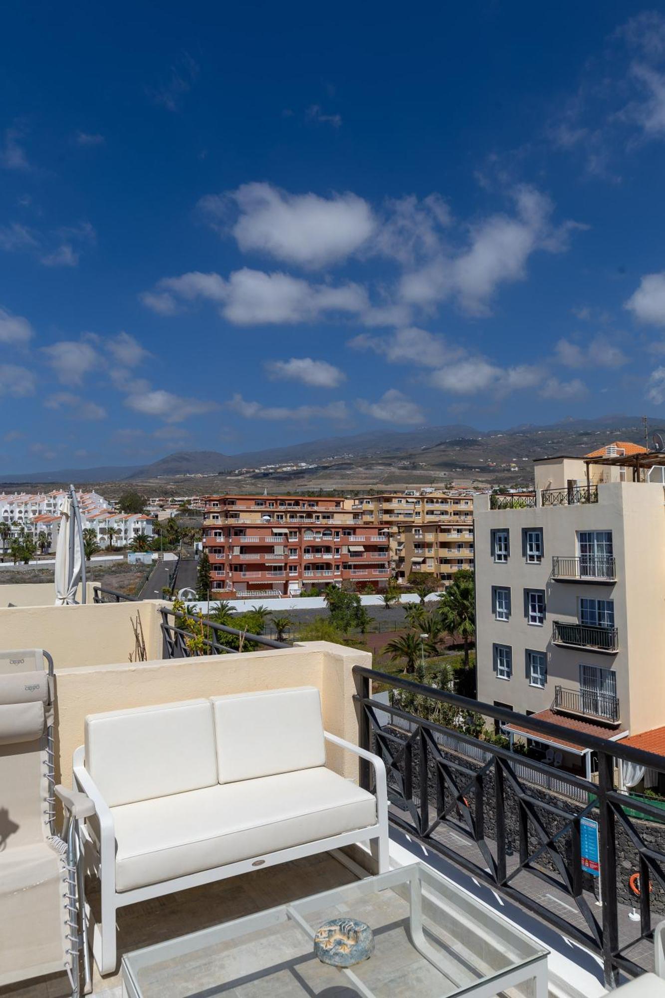 Appartement Aqua Vista 2 Bed Penthouse With Great Views à Callao Salvaje Extérieur photo